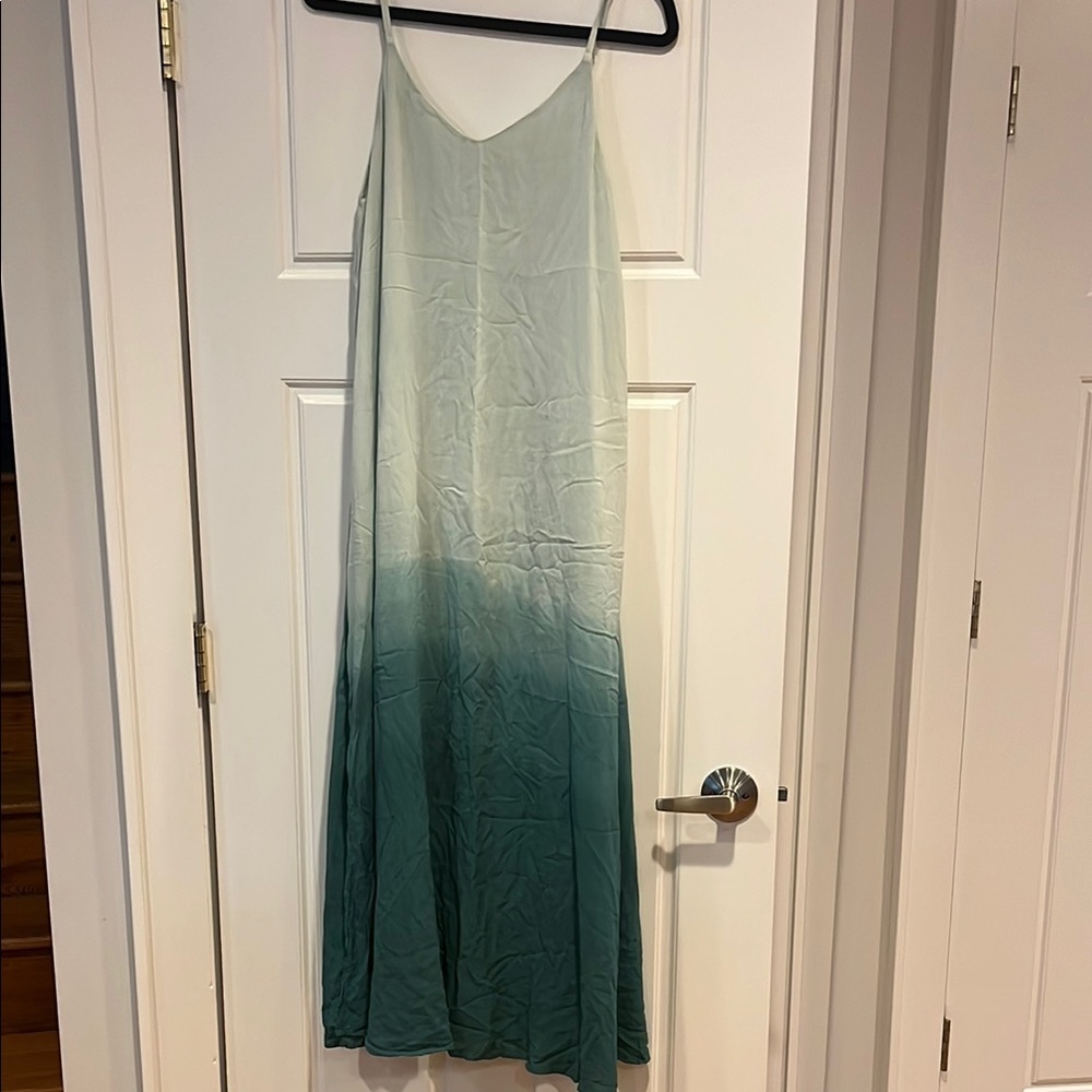 MALAI Berly Lowlites Opera Maxi Dress size medium